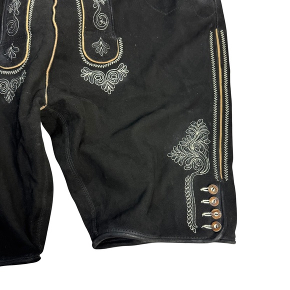STOCKERPOINT Lederhosen Suede Leather Embroidered Shorts Black Bermuda Size 62 - Picture 5 of 14